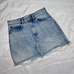 Size S: Zara Frayed Denim Mini Skirt